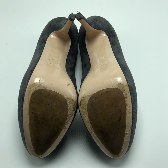 Miu Miu Suede Pump - Picture 6 of 8